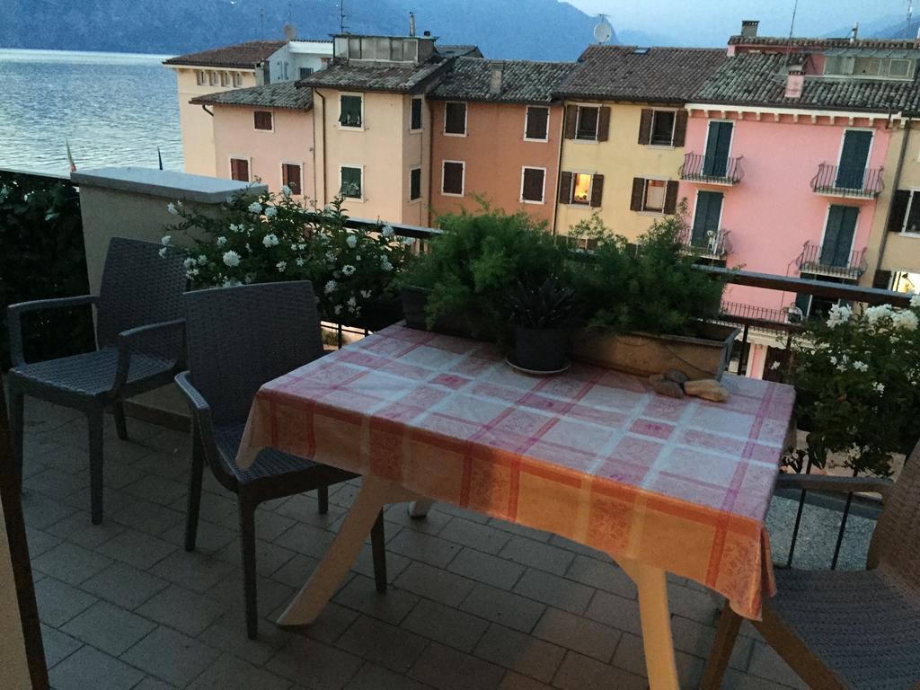 Ferienwohnung Casa Elvira Brenzone sul Garda Exterior foto