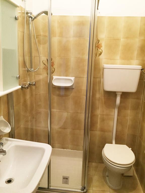 Ferienwohnung Casa Elvira Brenzone sul Garda Exterior foto