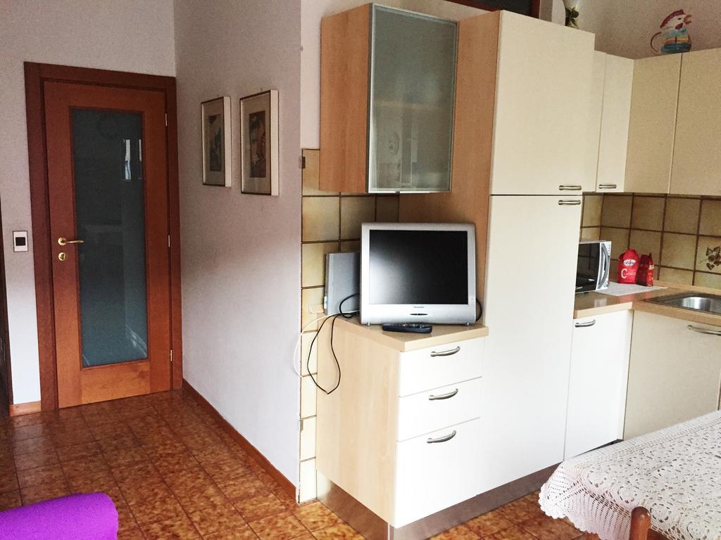 Ferienwohnung Casa Elvira Brenzone sul Garda Exterior foto
